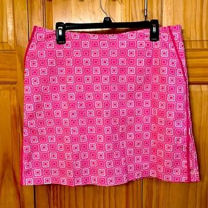 Beautiful pink and white Golftini Golf Skort